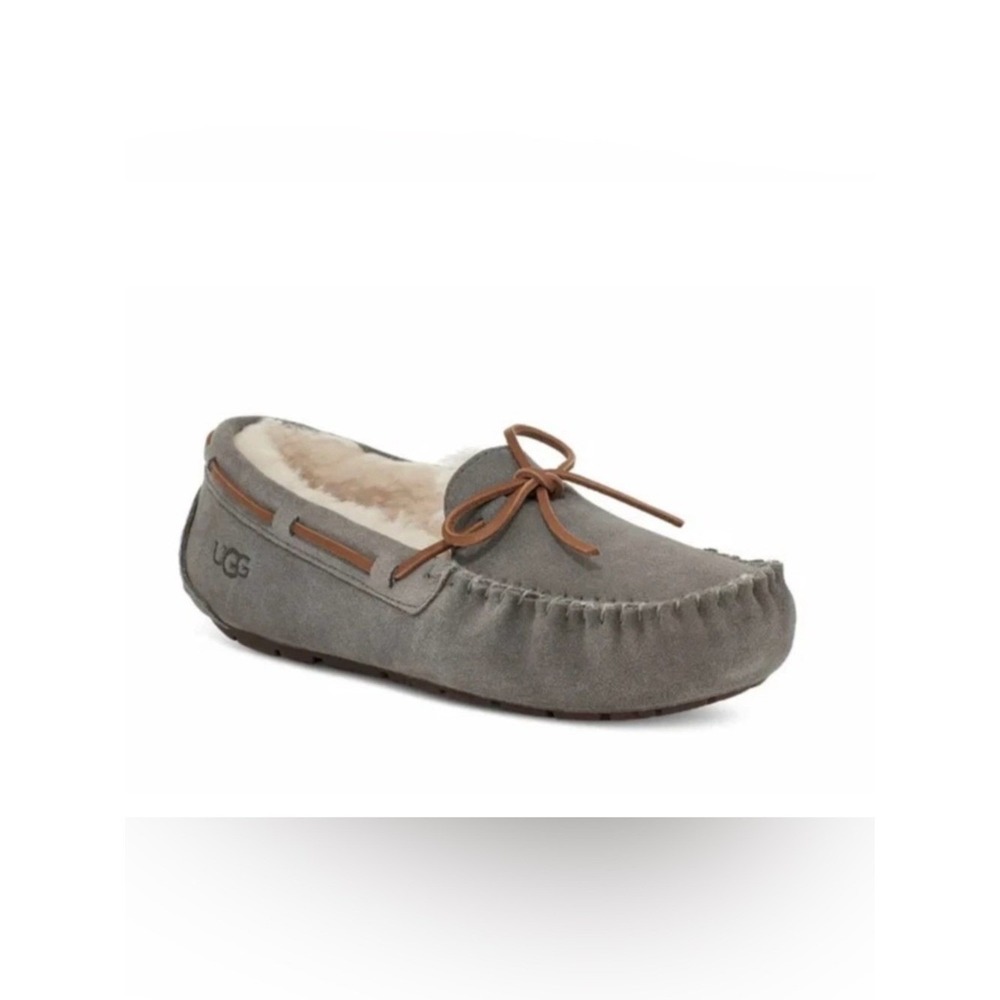 UGG Womens Dakota Slip On Loafers Size 7 Shearling Lined Slipper Pewter Cozy